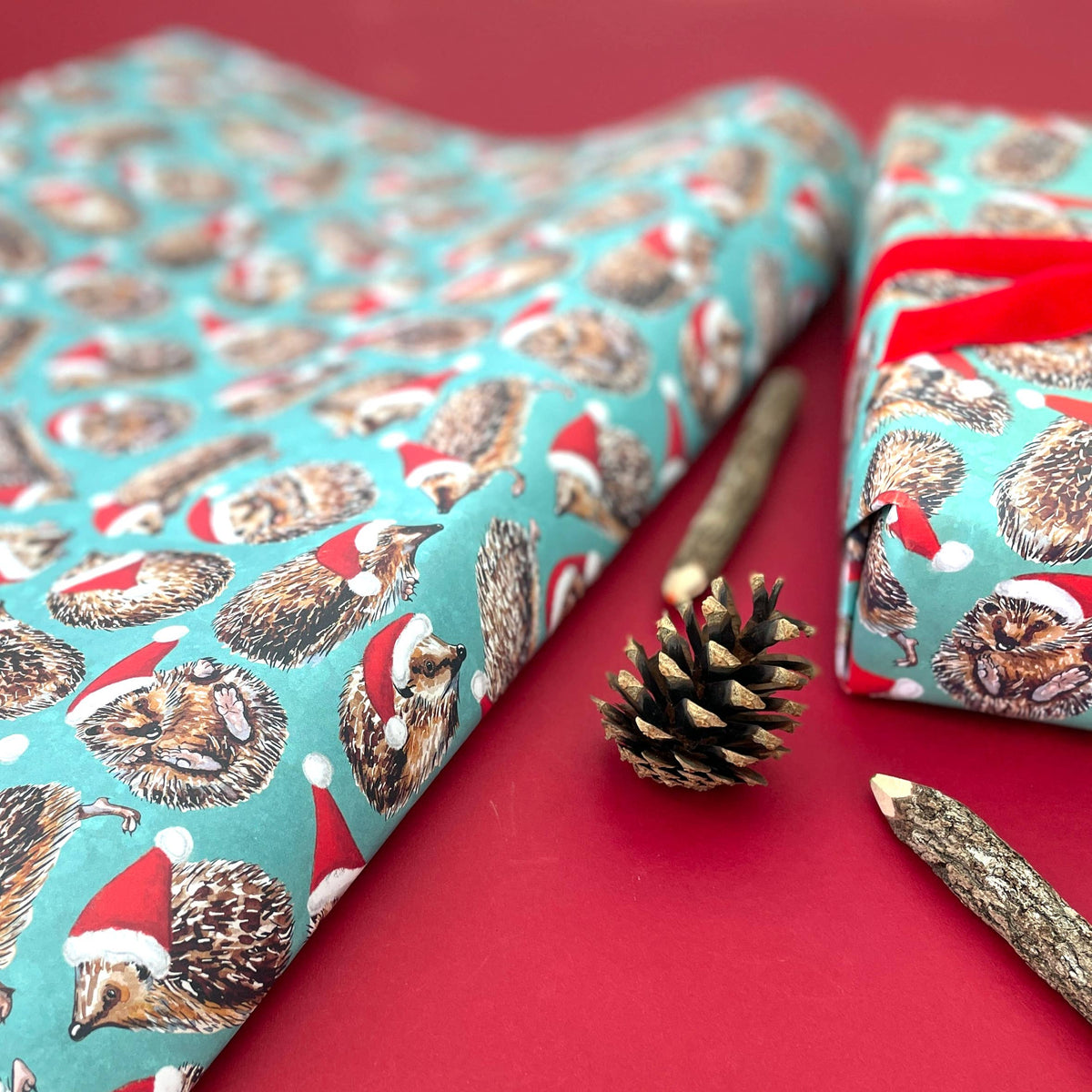 Christmas Hedgehogs wrapping paper Sheets