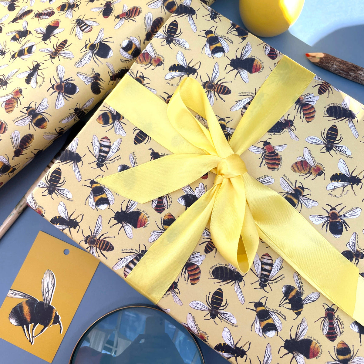Bees of Britain wrapping paper Sheets
